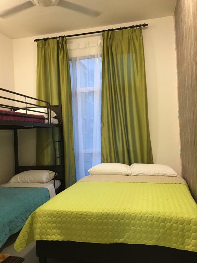 Aalina'S Comfort Home - Muslim Homestay คาเมรอนไฮแลนด์ ภายนอก รูปภาพ